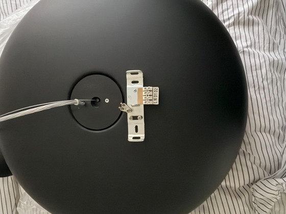 Plafoniera rotonda nera, Flos Smithfield, Plafoniere, Metallo, Plastica, Nero, Minimalisme (foto 2 di 6)