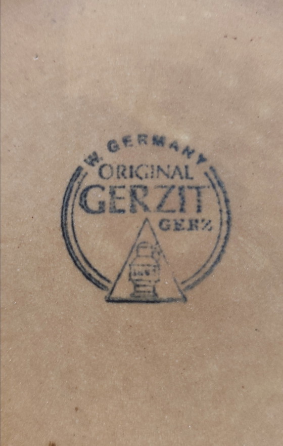 Image 1 of Pot en grès ancien West Germany Original Gerzit Gerz". Scènes de chasse .