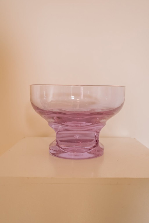 Bol de fruits ou de salade violet italien