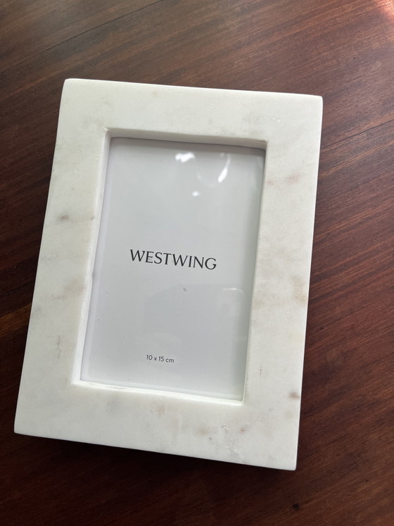 Westwing Set – Decorative Objects, Marble, Stone (photo 6 of 7)