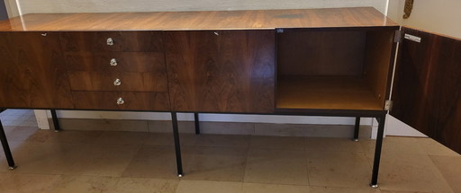 Roche Bobois dressoir, ontworpen door Alain Richard, van palissanderhout, Frankrijk 1960.