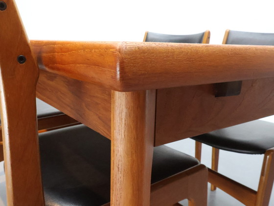 Image 1 of Le modèle design Henning Kjaernulf Uitschuifbaar Tot 2.44m