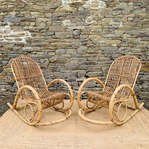 Paar rotan schommelstoelen van rohe noordwolde