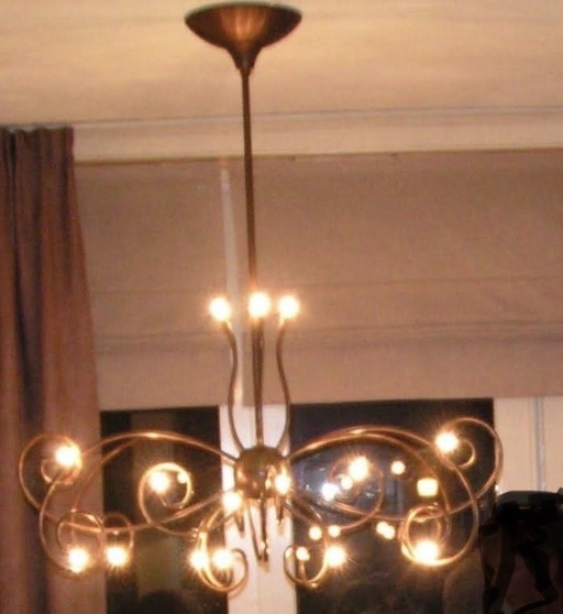 Diseño de lámpara de bronce de Ben Demmers