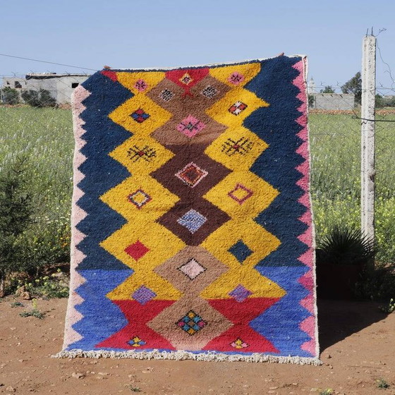 Tapis berbère marocain 250cm x 150cm – Laine (photo 2 of 9)
