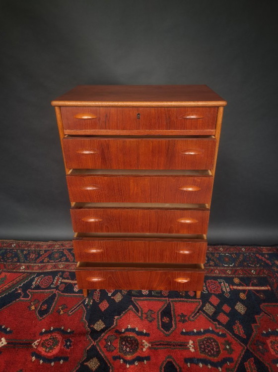 Vintage Midcentury Teak Chest of Drawers – Wood (photo 7 of 9)