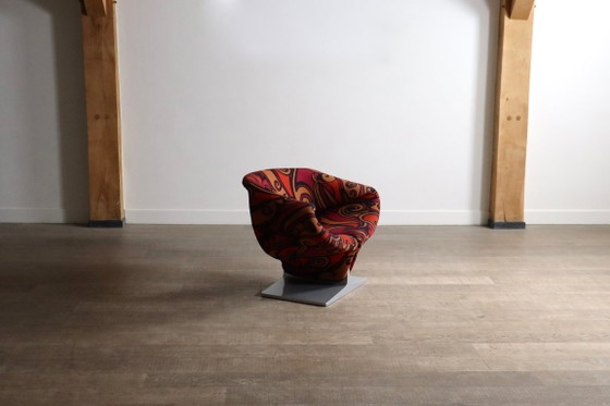 Image 1 of Pierre Paulin Ribbon-stoel in Jack Lenor Larsen Momentum-stof voor Artifort
