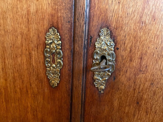 Image 1 of Niederländische antike Eichenkommode