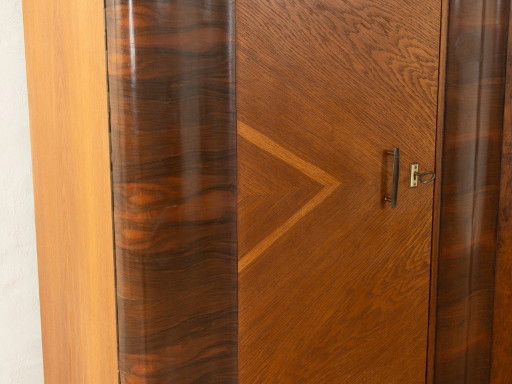 Art Deco kledingkast – kledingkasten, Wood, Mid Century Modern (photo 2 of 21)
