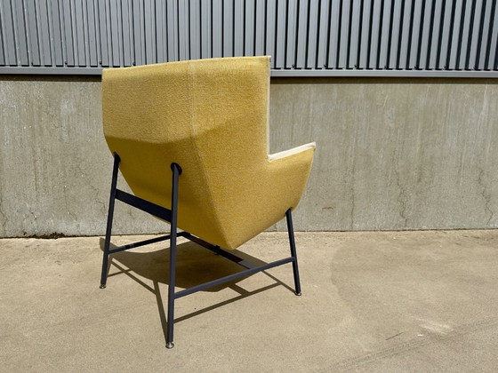 Image 1 of Poltrona di design Moroso Italia Paper Planes, poltrona lounge con schienale alto Doshi Levien.