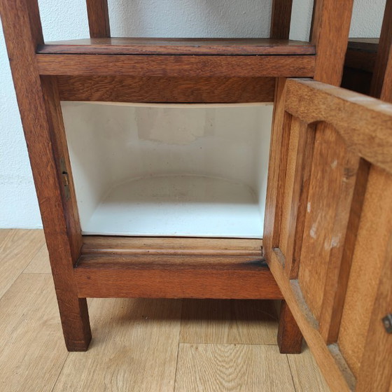 Image 1 of Ensemble de tables de chevet/comptoirs anciens avec plateau en marbre. Prix de l'ensemble