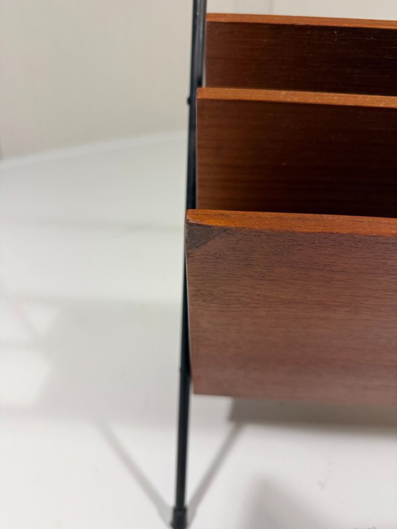 Teak Magazine Rack from the Sixties, Metal, Black (photo 4 of 11)