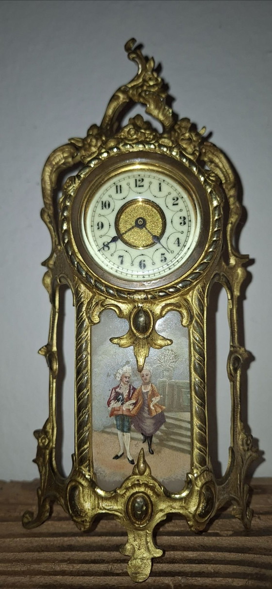 Mignonette Rococo Louis XV Table Clock – Glass, Porcelain (photo 12 of 12)