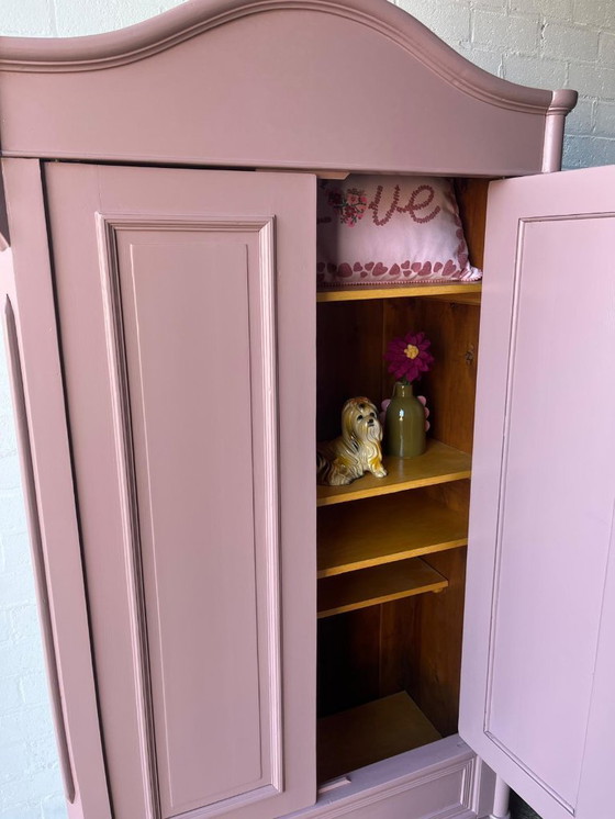 Image 1 of Armario antiguo, mueble para habitación infantil, mueble para juguetes restaurado.