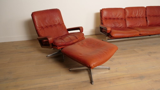 Vintage seating area | 3-seater | armchair + footstool | King sofa | Leather
