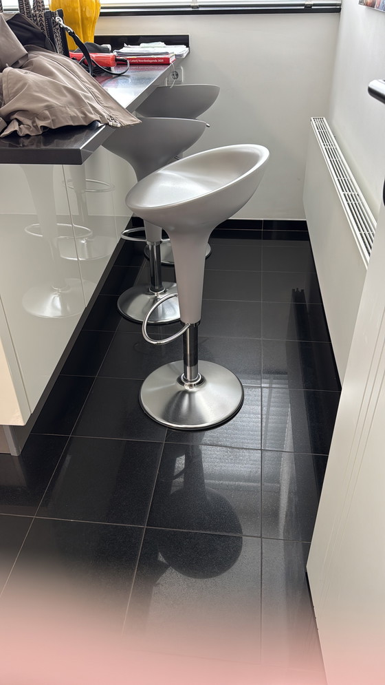 Image 1 of 3pcs Magis Al Bombo taburete de bar gris claro