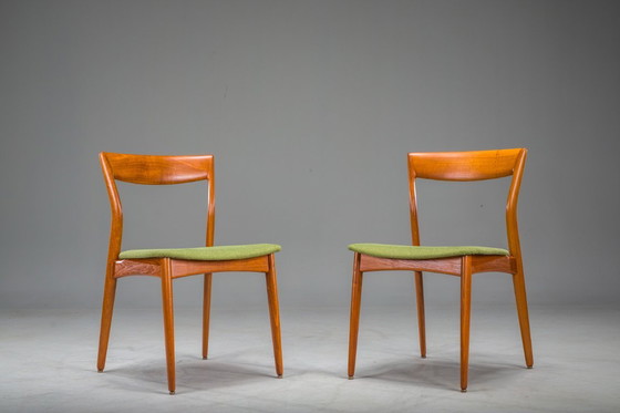 Image 1 of Set eetkamerstoelen van teak toegeschreven aan R. Borregaard voor Viborg, 1970