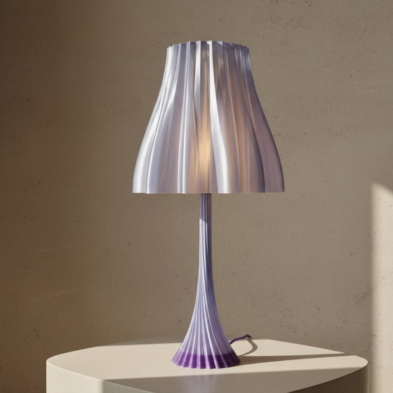 Image 1 of Lámpara de mesa verde – Lámpara de diseño moderno – Iluminación ambiental suave – Decoración del hogar