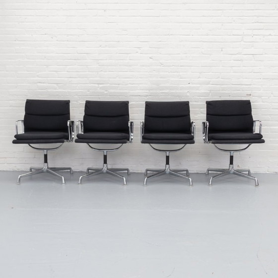 Eames EA208 Soft Pad Chair Herman Miller 70's – Swivel chairs, Chrome (photo 4 of 18)
