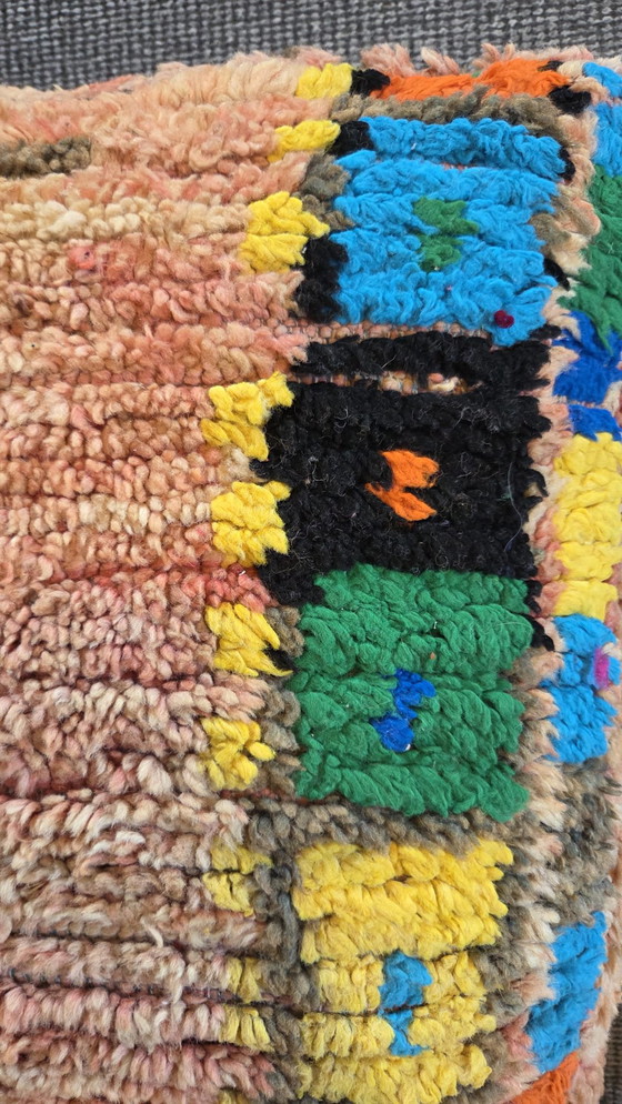 Image 1 of Pouf berbero fatto a mano in lana