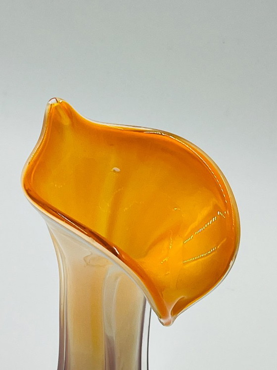 Murano Glass Arum Vase (photo 5 of 12)