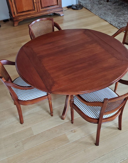 Dining table , round with folding sides