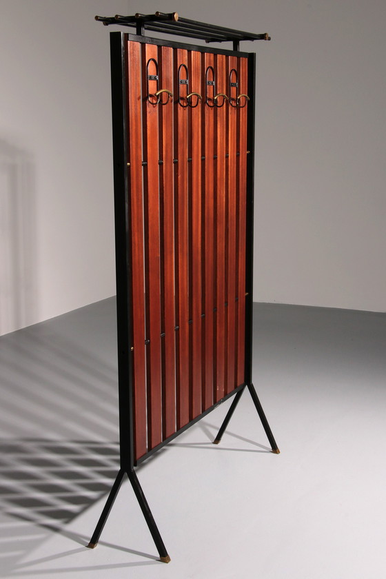 Image 1 of Italian Vintage Elegance – Brass and Teak Wall Clothes Hanger from the 1950s-1960s