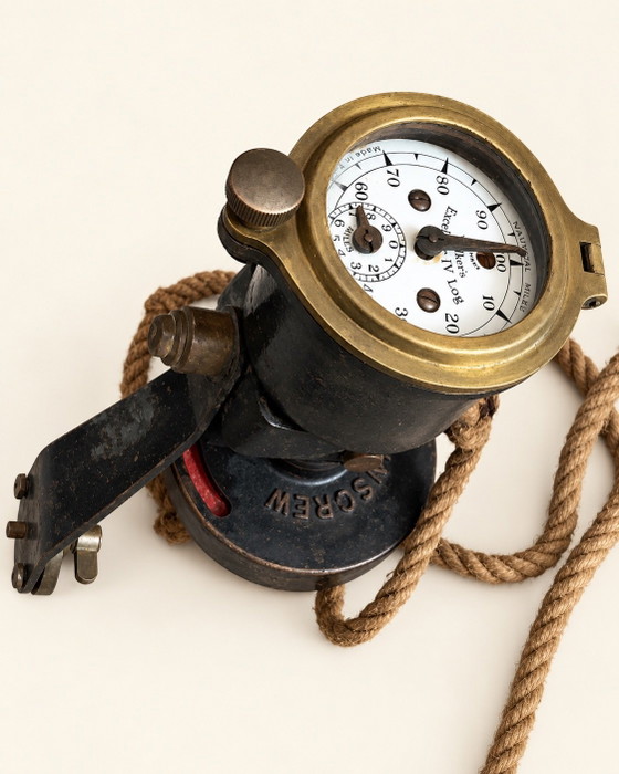Walker’s Excelsior IV Antique Nautical Log in Original Wooden Box – Thomas Walker, Decorative Objects, Bronze (photo 3 of 9)