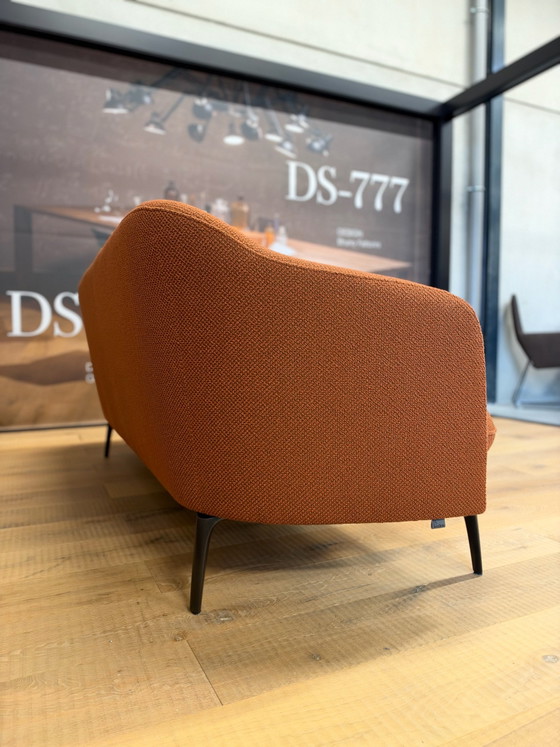 Leolux Lindo 3-seater Sofa Apollo fabric 210, 3-5 seaters, Other, Orange (photo 6 of 8)