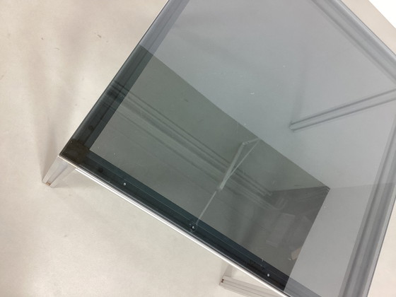 Image 1 of Vintage eighties design bijzet tafel glas en aluminium 