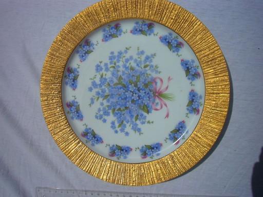 Gloria Fine Porcelain Bavaria with gold rim