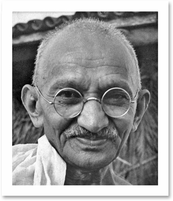 Image 1 of Cadeau van Mahatma Gandhi | Decoratie met Gandhi-beeldje | Kunstpop voor verzamelaars | Cadeau van een vredesactivist