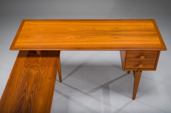 Escritorio de teca en forma de L Mid-Century Modern, años 70 – Wood (photo 4 of 18)