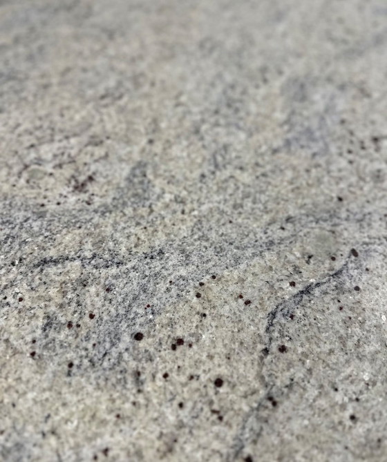 Image 1 of Tavolino da caffè rotondo in granito bianco vintage anni '70