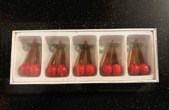 Image 1 of Reposacuchillos de cristal de Murano: diseño retro de cerezas y frutas, juego de 5