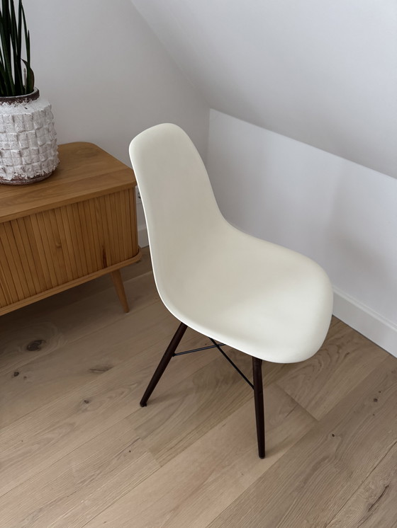 Image 1 of Vitra Aemes DSW 2 chairs pebble maple base