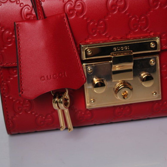 Gucci, borsa Padlock stampata GG in pelle rossa – Borse a tracolla, Calfskin (photo 14 of 14)