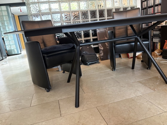 Bert Plantagie Dining Table – Ceramic (photo 3 of 5)