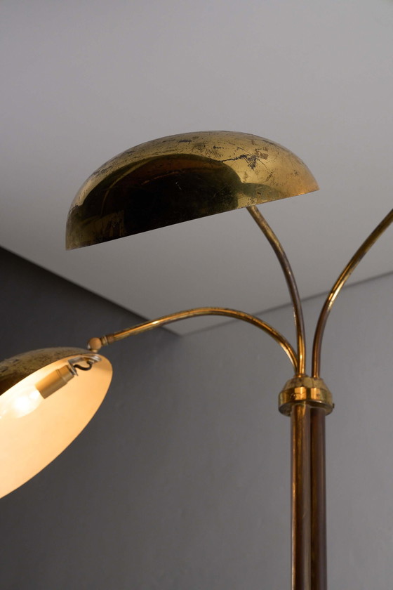 Rara Lampada da Terra Russa Mid-Century con Tre Paralumi in Ottone Regolabili, Lampade da terra (foto 2 di 9)