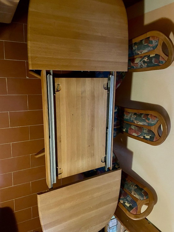 Ausziehbarer Massivholztisch aus Eiche, Esstische, Beige (Foto 3 von 5)