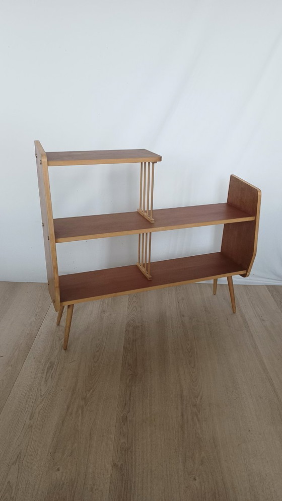 Image 1 of Vrijstaand vintage vijftiger jaren kastje