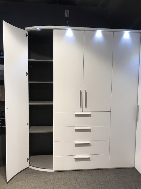 Image 1 of Vestuario de Nolte Horizont