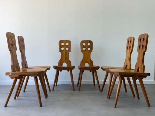 Juego de comedor brutalista vintage – Estilo tirolés (6 sillas) – eetkamerset, Wood (photo 2 of 18)