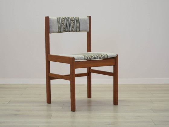 Image 1 of Conjunto de dos sillas de teca, diseño danés, década de 1970, fabricadas en Dinamarca.