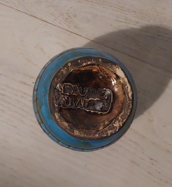 Image 1 of Blaue Vase von Alain Maunier mit ethnischen Mustern der 1950er Jahre auf orangefarbenem Hintergrund