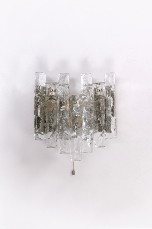 Applique murale en verre Crystal ice design by J. T. Kalmar 1960