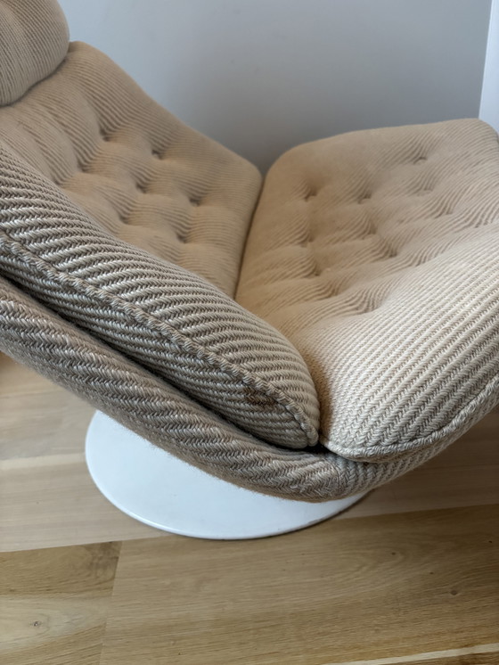 Image 1 of Artifort f510 armchair