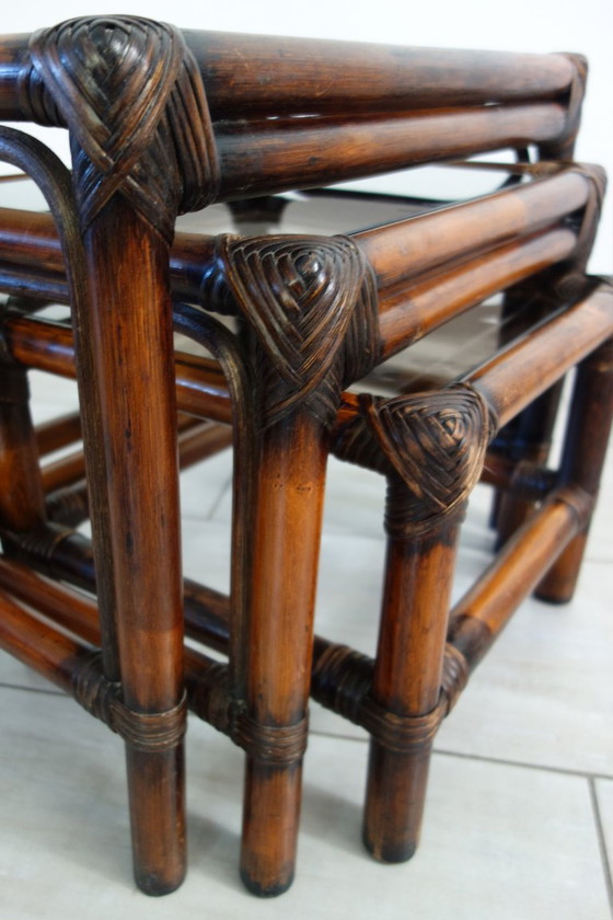 3 Vintage Bamboo and Smoked Glass Nesting Tables, 1960s – Side tables, Rattan (photo 13 of 16)