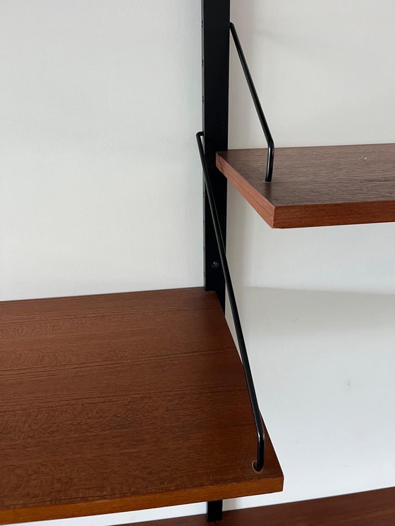 Image 1 of Unidad de pared del sistema real de Poul Cadovius