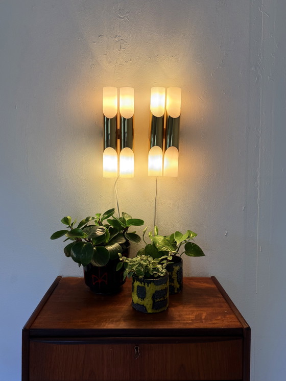 Image 1 of 2 appliques murales vintage en laiton et verre dépoli, Paul Neuhaus ‘70